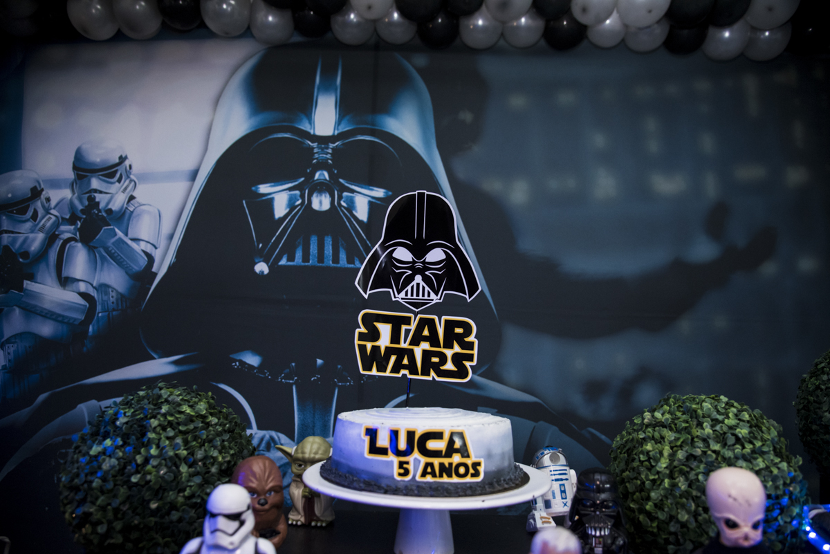 detalhe da mesa temática star wars
