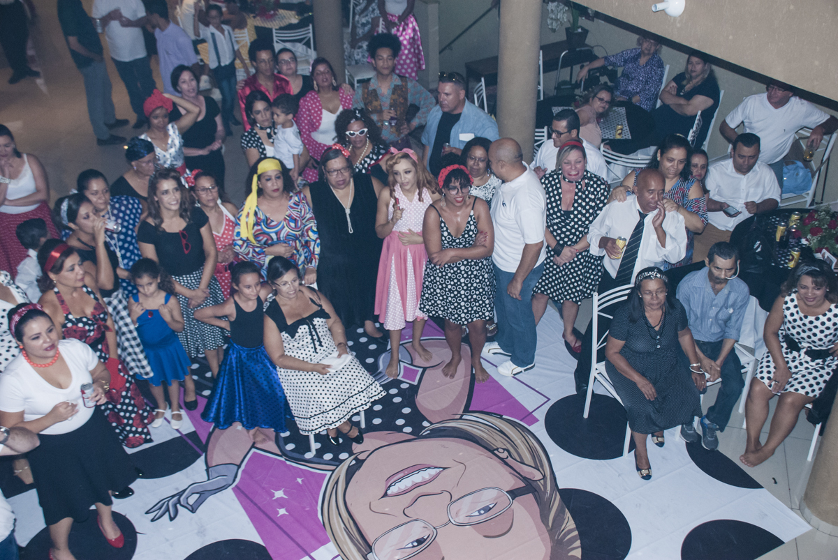 ninguém fica de fora da balada