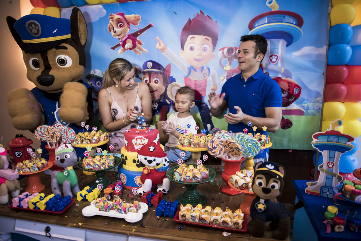 Parabéns animado da festa do Matheus