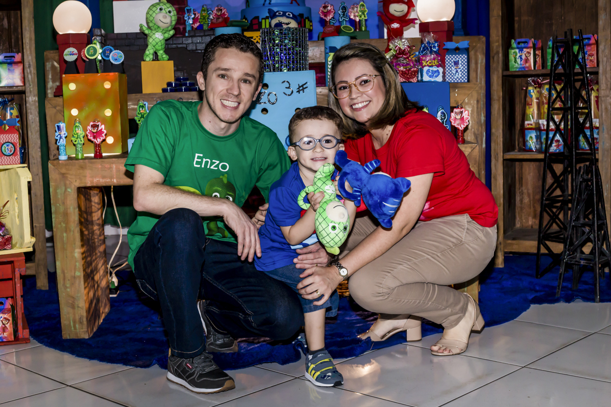 pose para a foto da familia