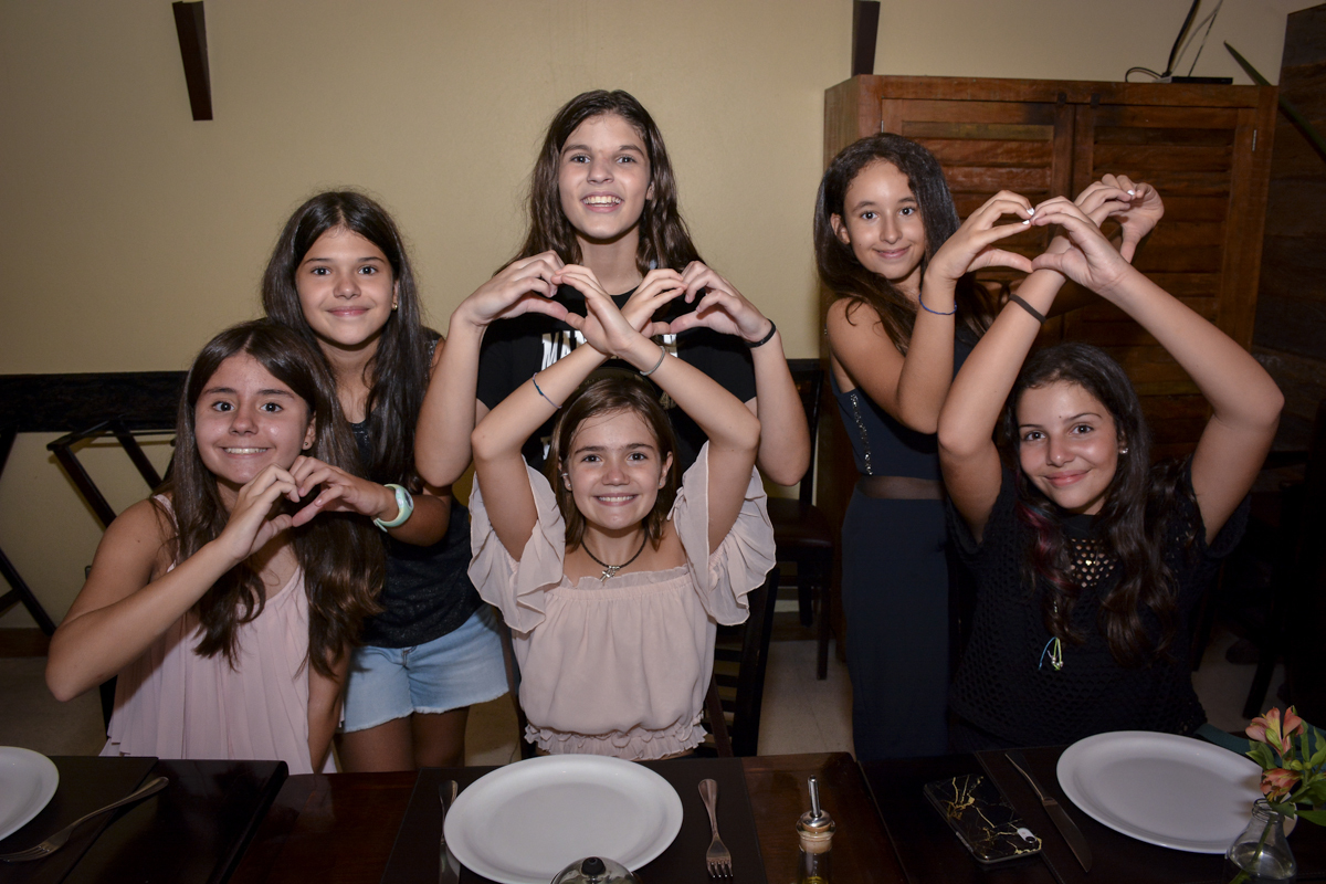 bagunça generalizada no onibus balada