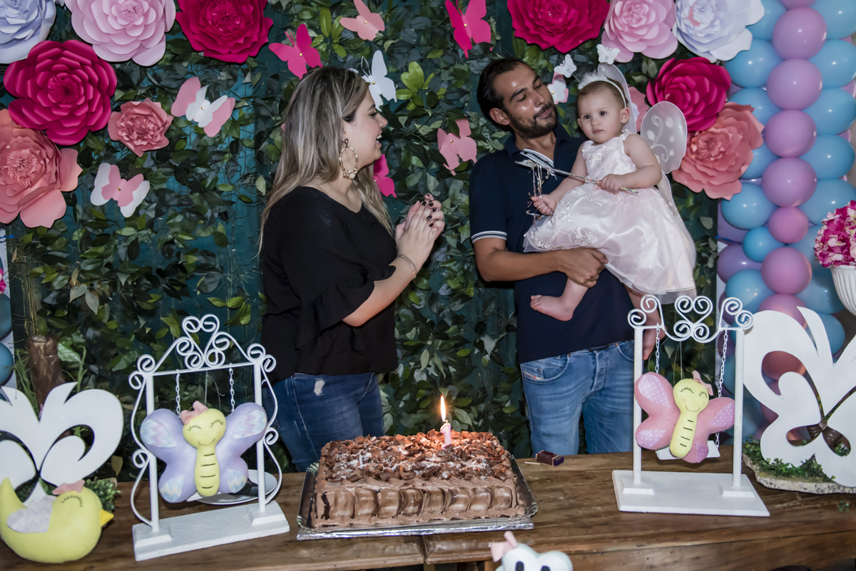 os pais cantam parabéns