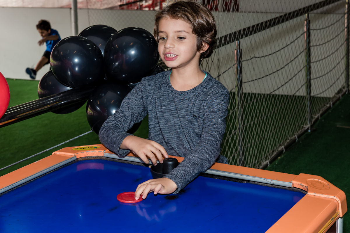 adversário do jogo de futebol