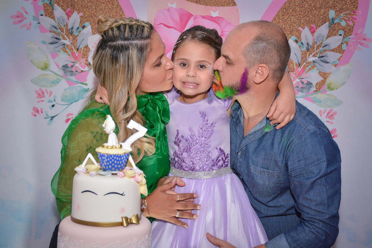 beijo sanduiche