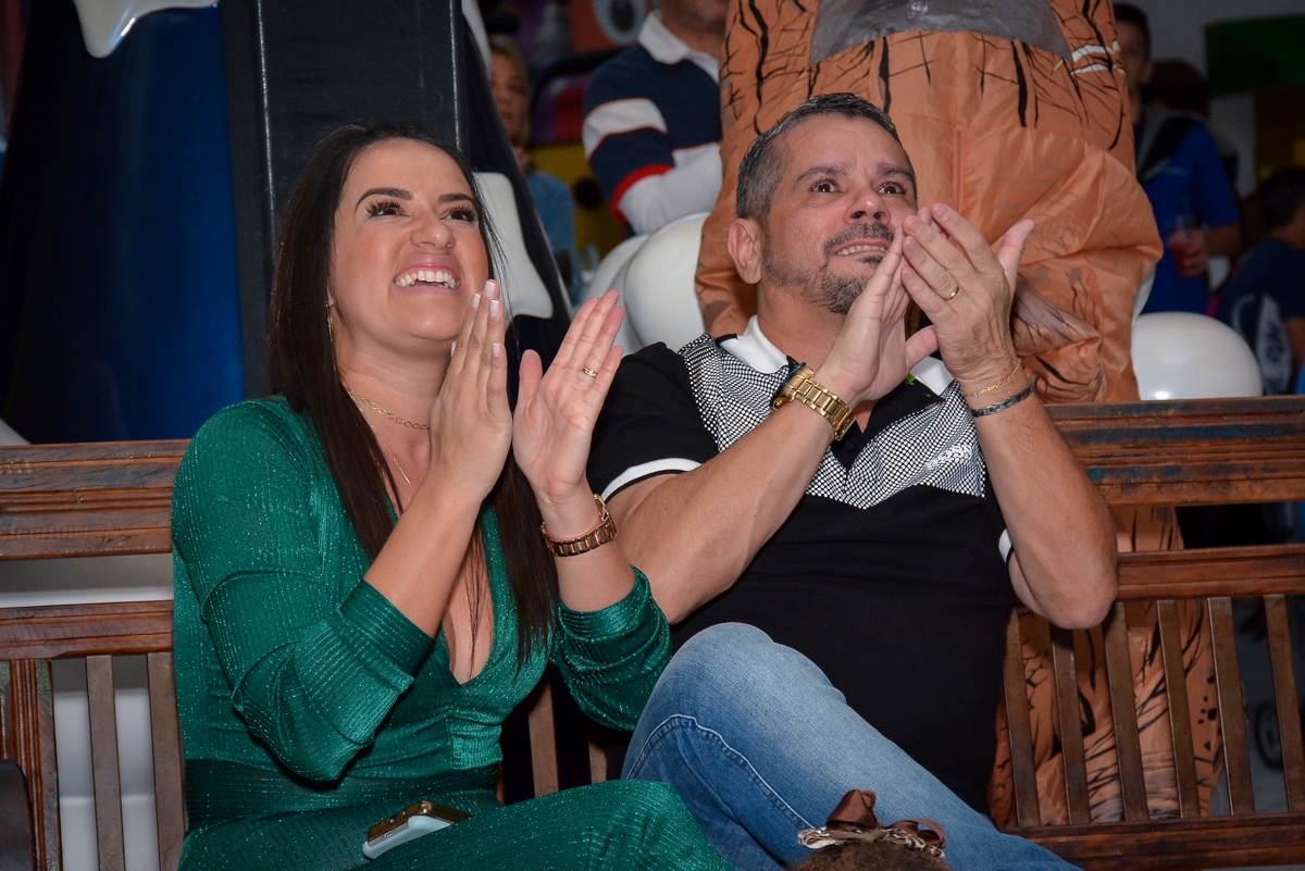 final da retrospectiva aplaudida pelos pais