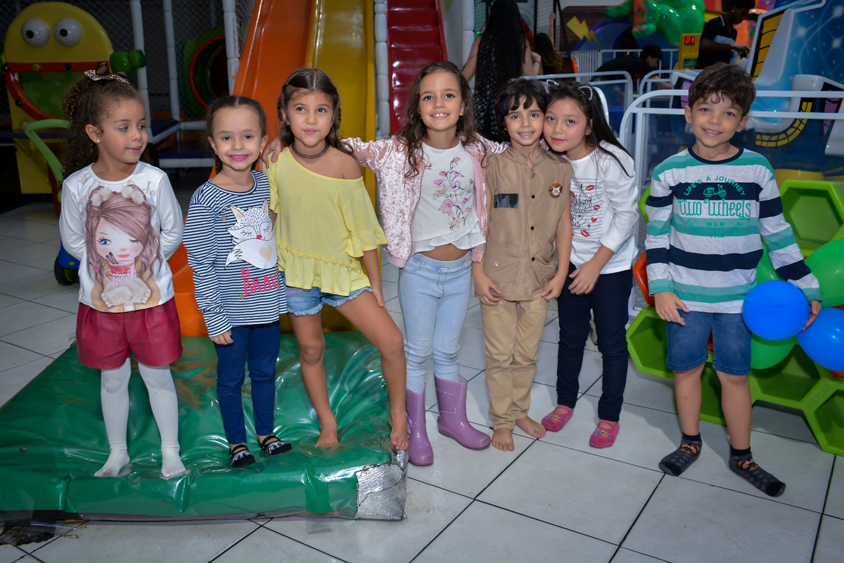 pose para a foto com os amigos