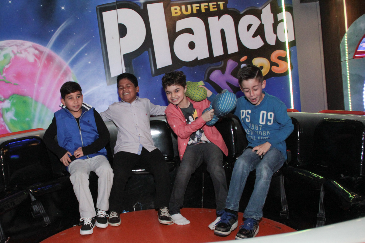 rafael e os amiguinhos no labamba no Buffet Planeta Prime, Alphaville