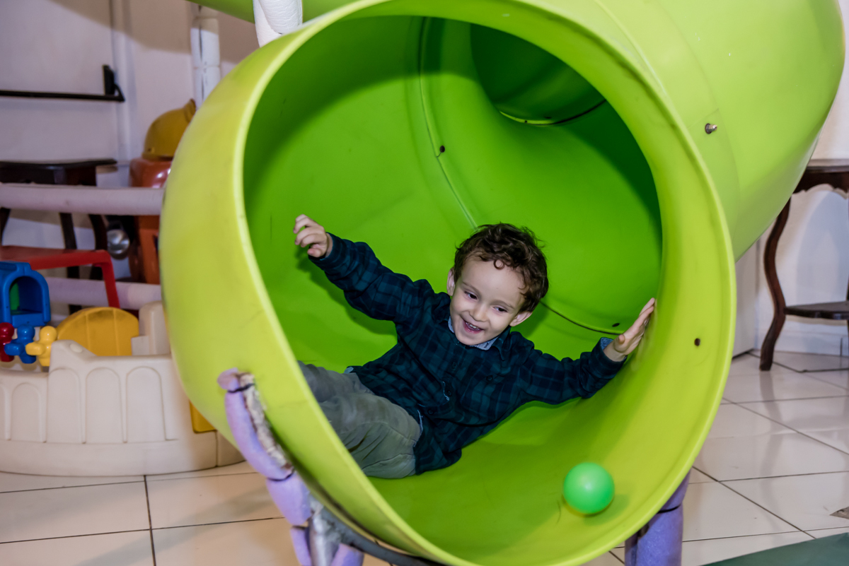 descida do escorregador alucinante