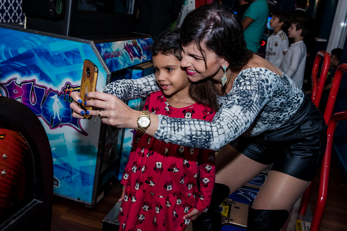 fazendo self com a tia