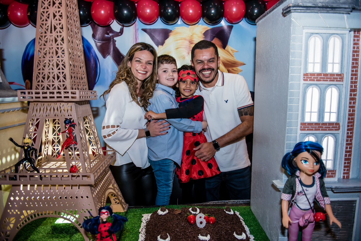 foto com os pais e amigo