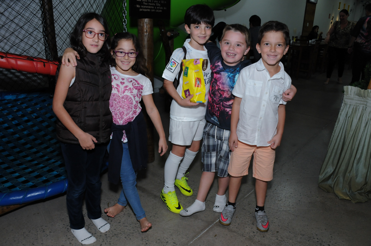 turminha posando para foto no buffet espaço boo, Lapa, São Paulo
