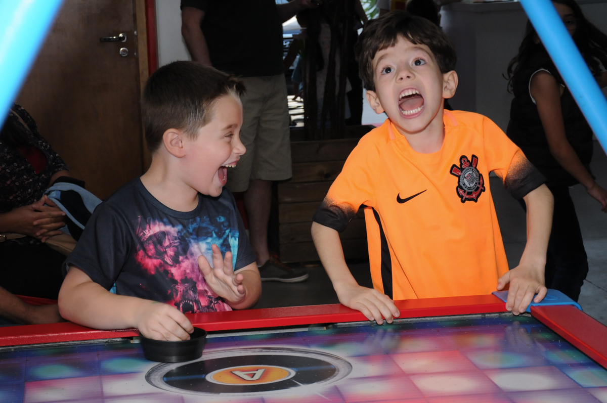 farra dos amigos do thiago no buffet espaço boo, Lapa, São Paulo