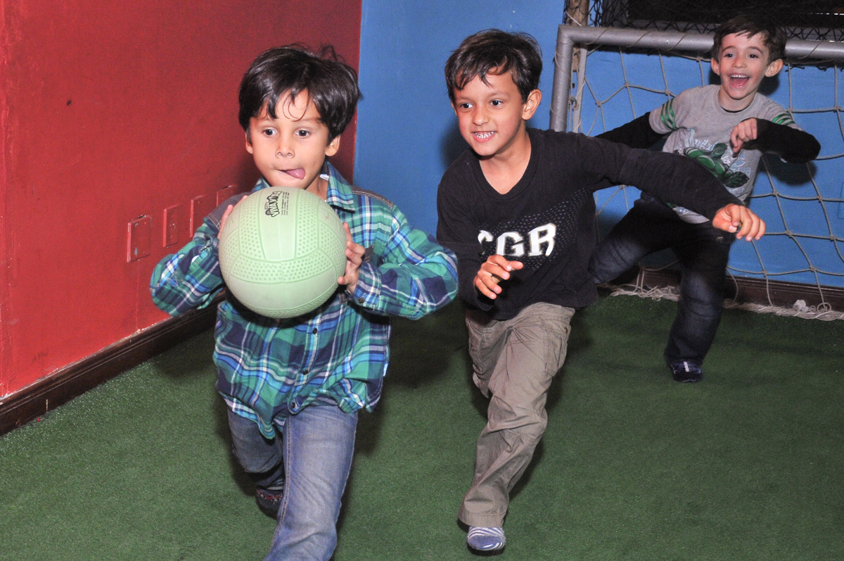 jogo de bola no buffet viva vida, fazendinha butantã