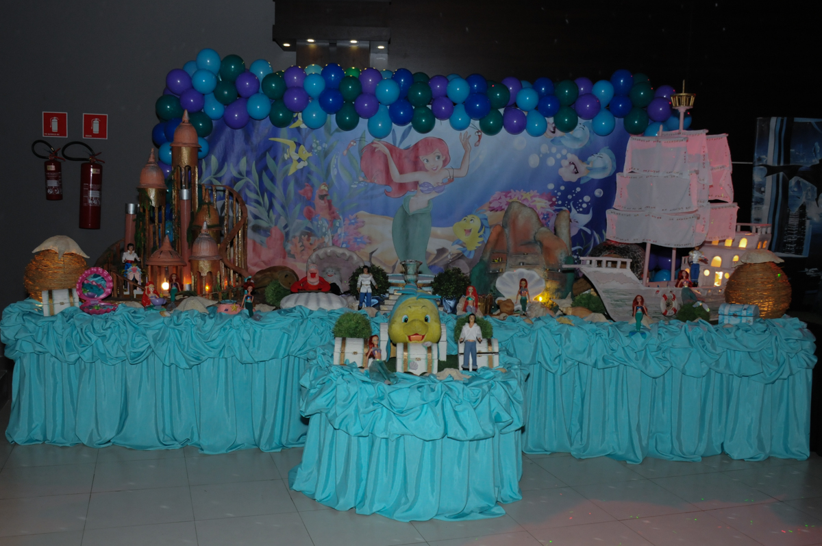 mesa decora tema ariel Buffet Planeta Prime-Alphaville