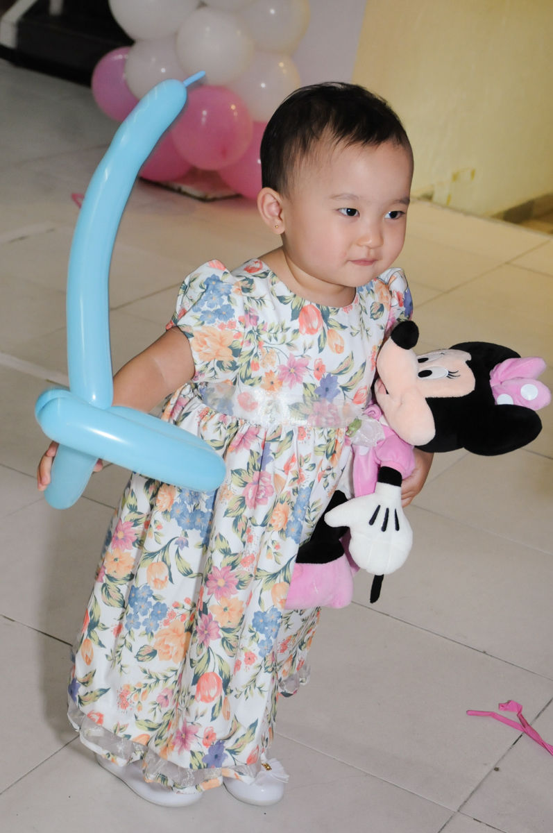 passeando com a minie rosa no Buffet Infantil Anarquia Park, Moema, São Paulo, SP