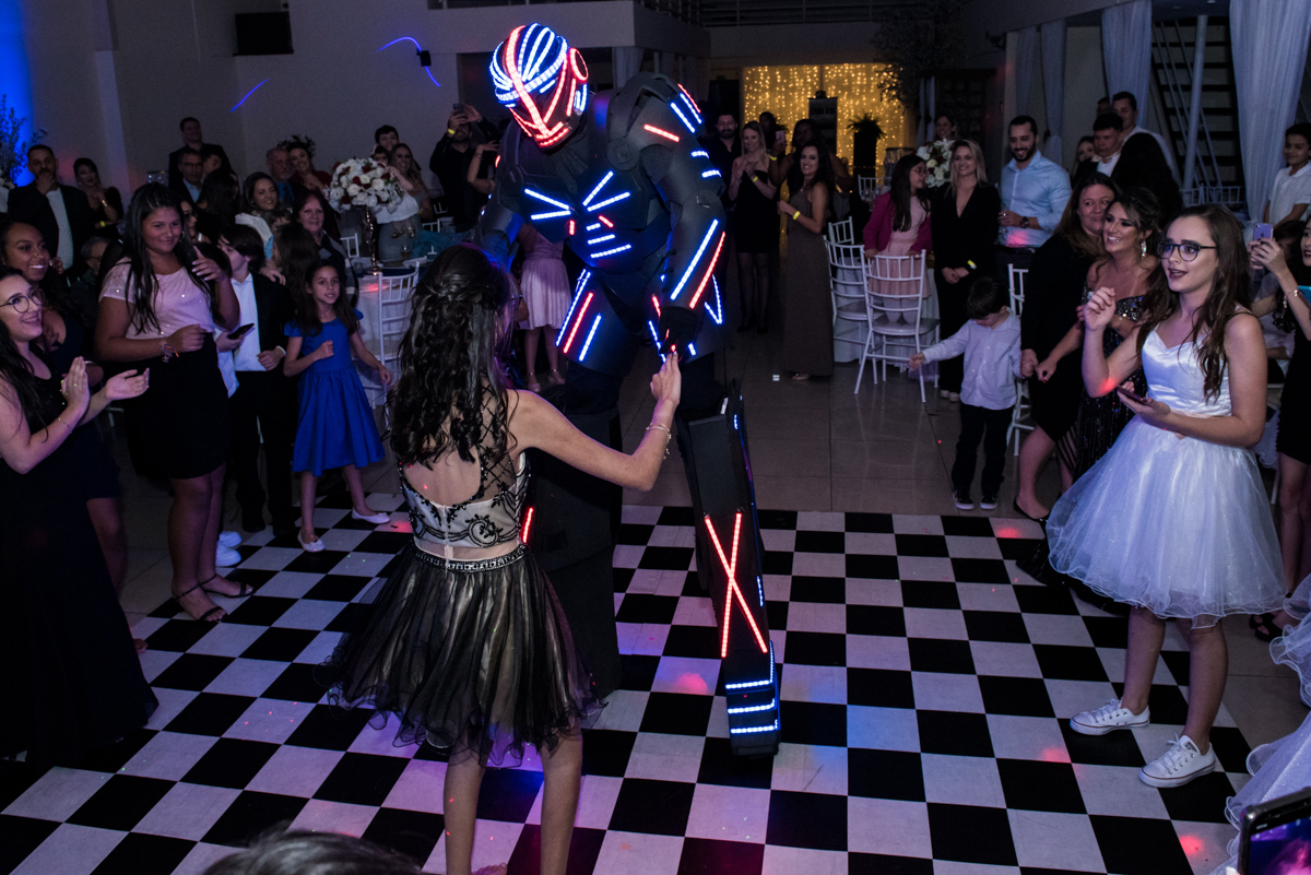 inciando a balada com o robô de led