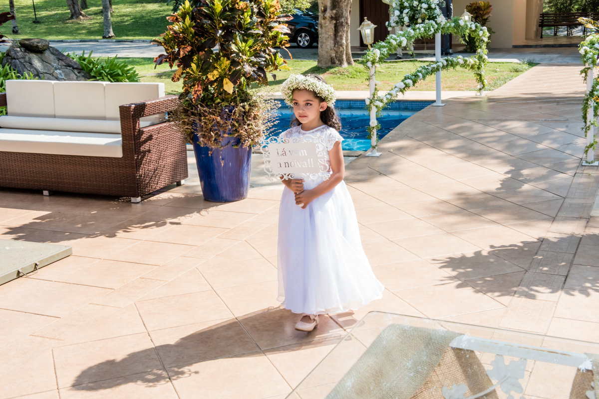 mais uma daminha entrando