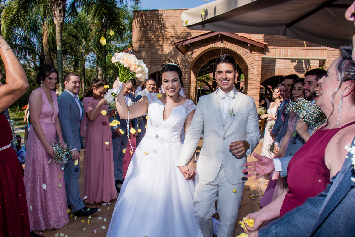 o casal felizes em fim casados