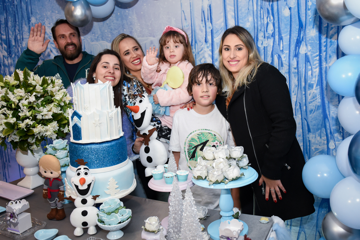 final da festa com a foto de família