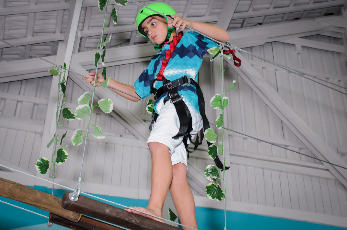 amigo no arvorismo no Buffet Infantil Ra Tim Boom, Saude, São Paulo