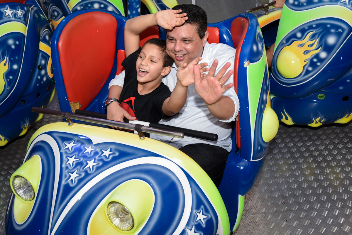 brinquedo jornada nas estrelas divertido