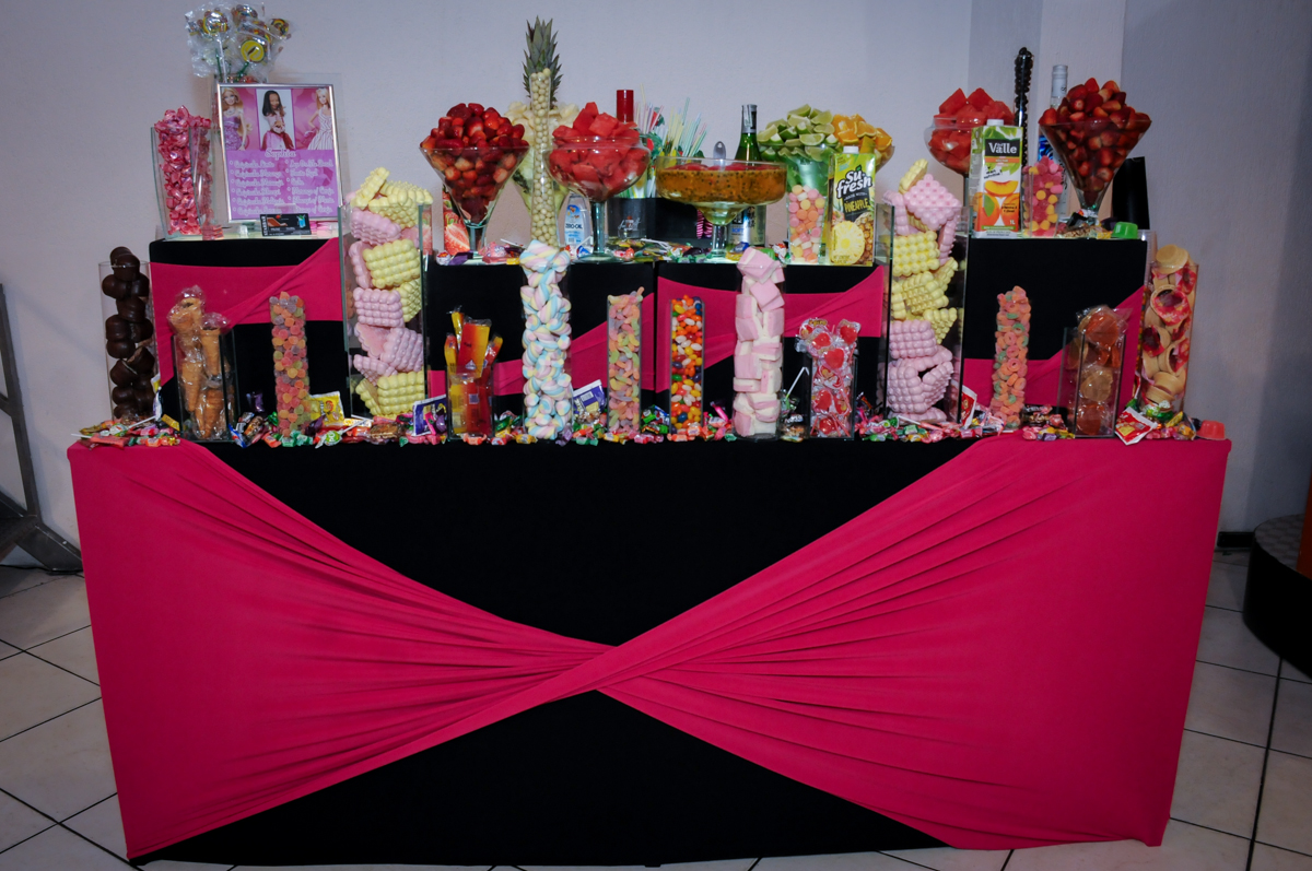 mesa de bebidas no Buffet Fábrica da Alegria, Unidade Osasco