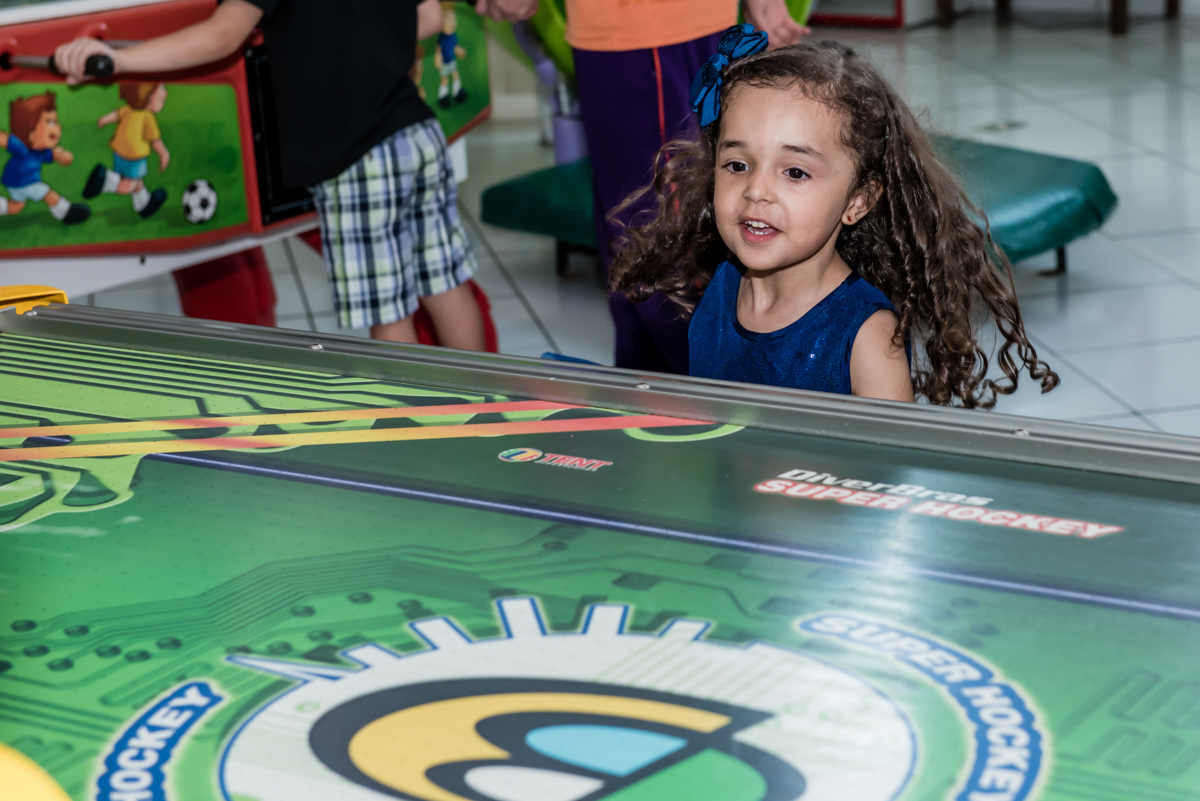 comemorando mais um gol