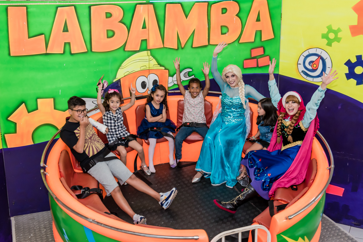 reunião no brinquedo labamba