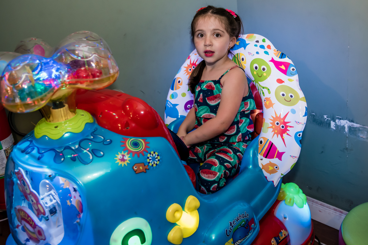 brincadeiras no carrinho