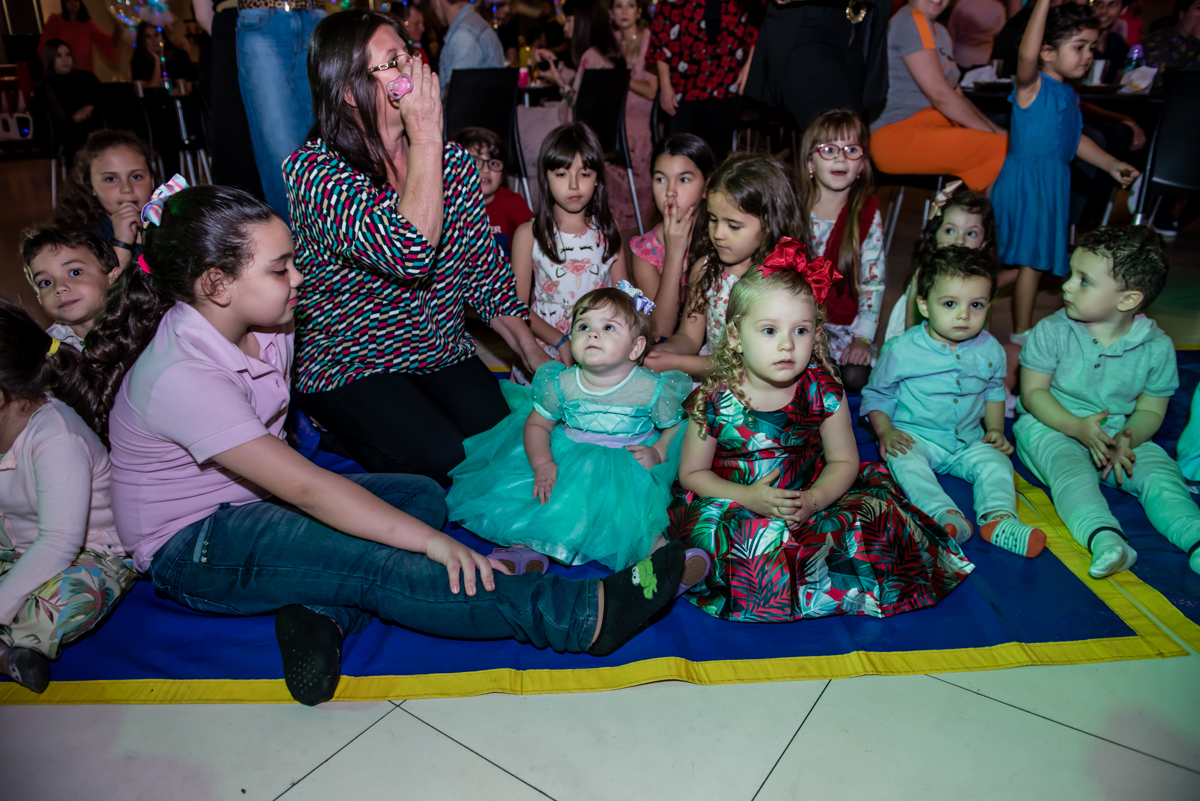 vai começar o show de magia