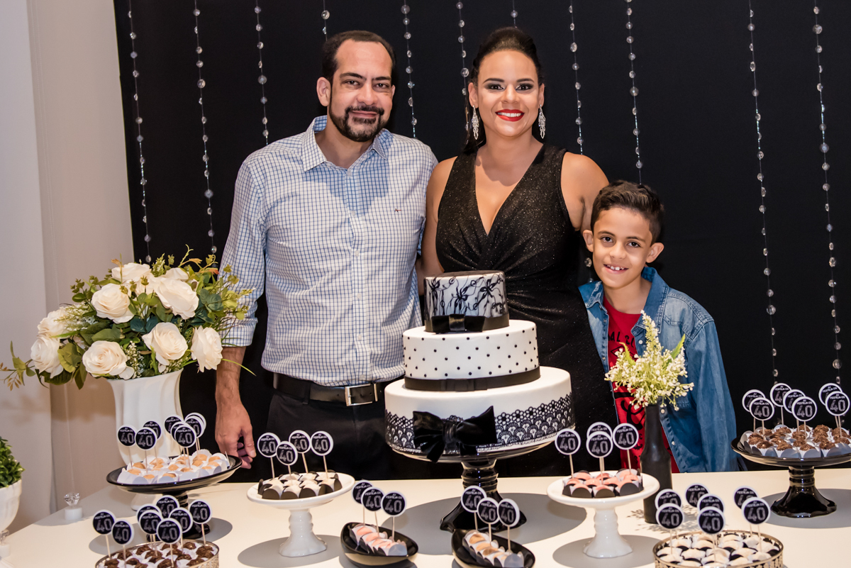 entrada da família para o aniversário de Juliana