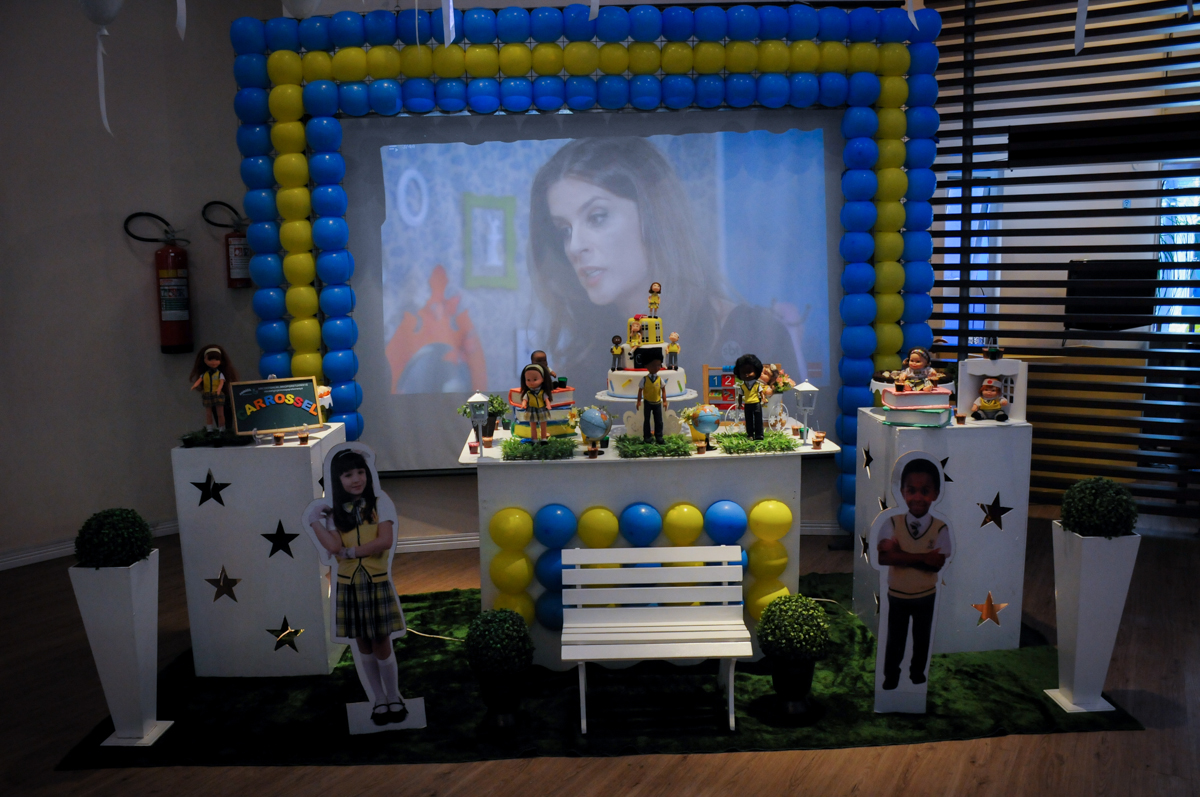 mesa decorada carrossel no Buffet Infantil Amazing, Alphaville, São Paulo