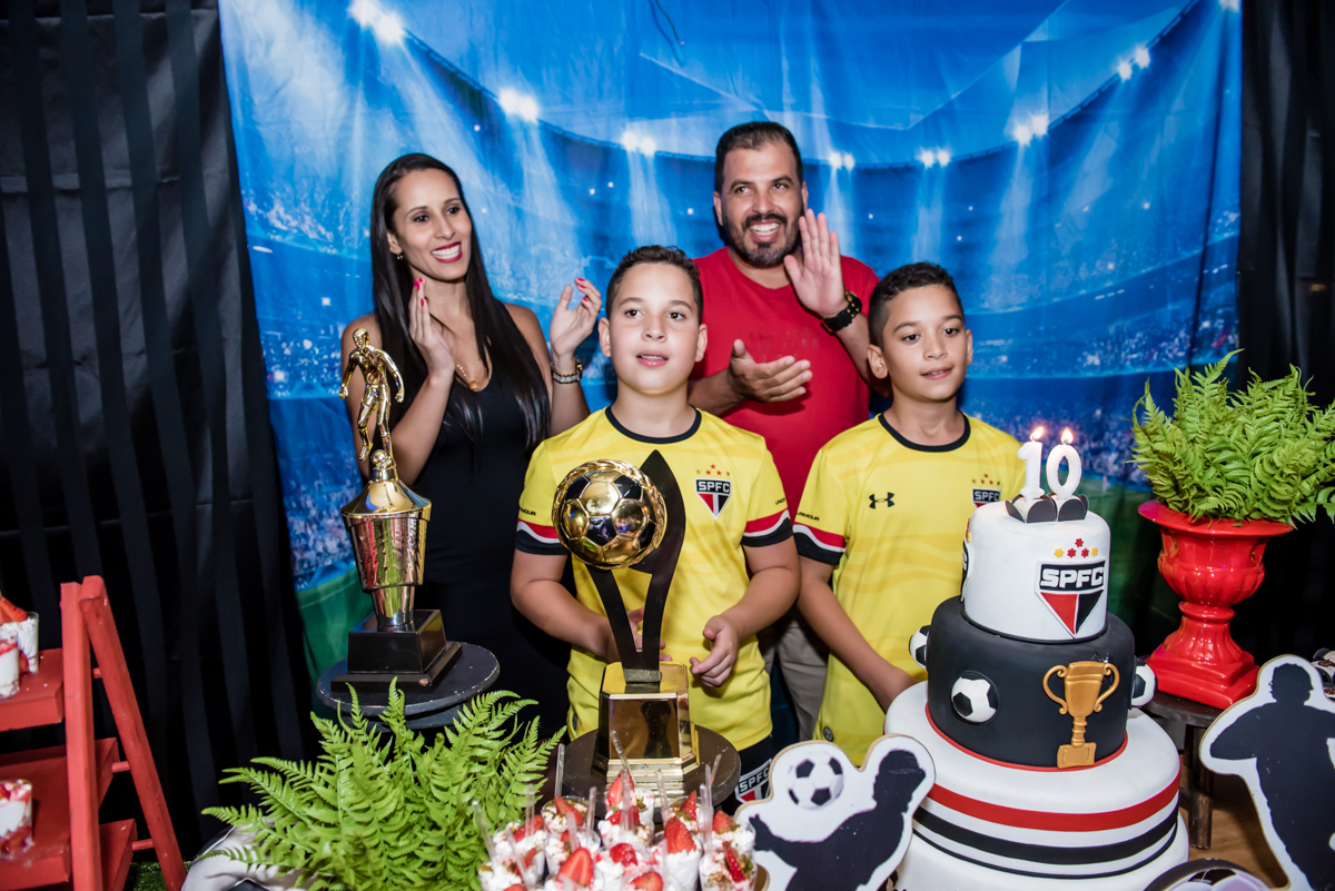 parabéns animado dos gêmeos