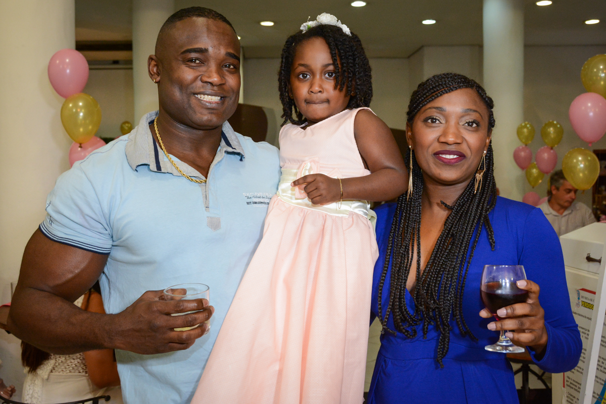 priminha chegou para a festa no Buffet Fábrica da Alegria Unidade Morumbi, São Paulo