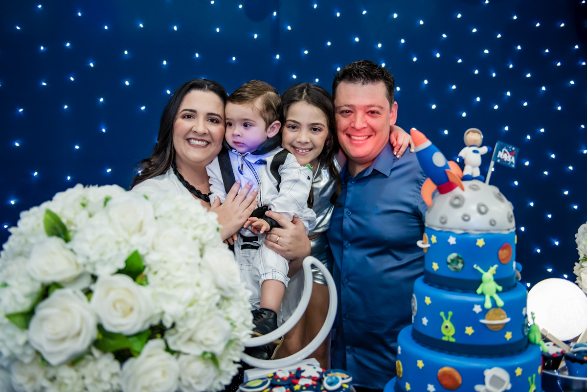 chegada da família para a festa de aniversario