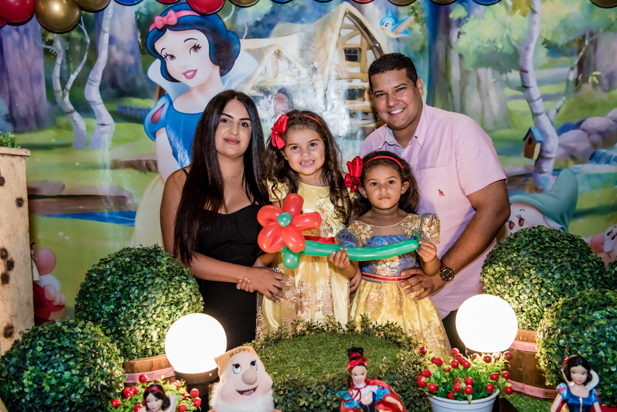 chegada da família para a festa