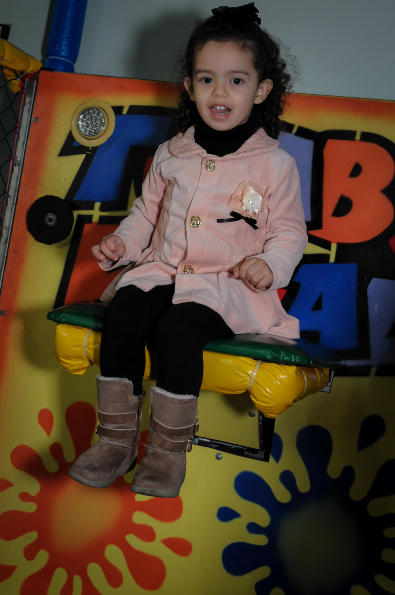 medo de cair no tombo legal no Buffet Ciranda da Vila, Osasco, SP