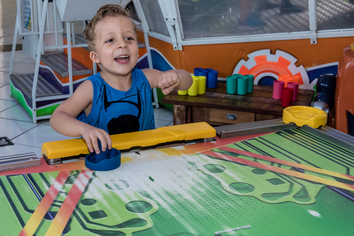 gol no jogo de futebol