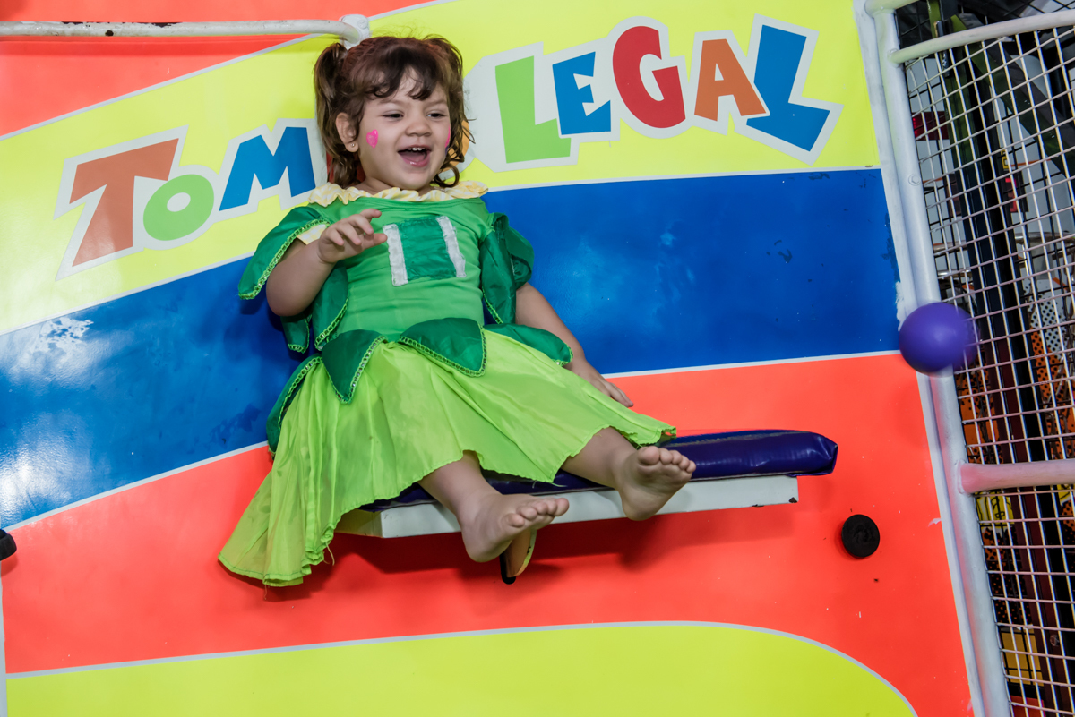 vai cair do brinquedo tombo legal