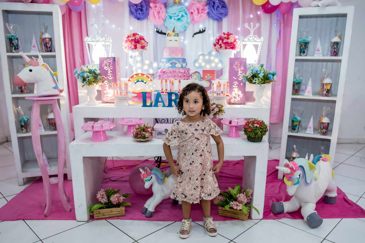 final da festa com pose de princesa