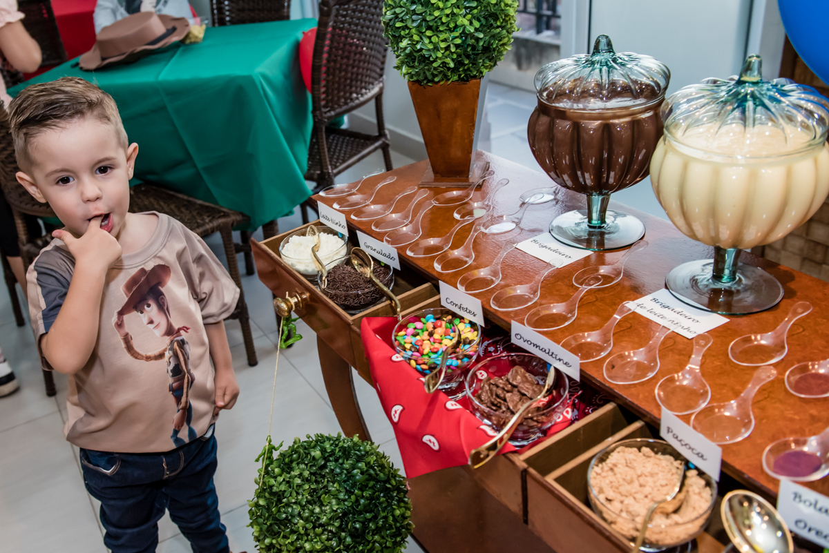 experimentando os doces gourmet