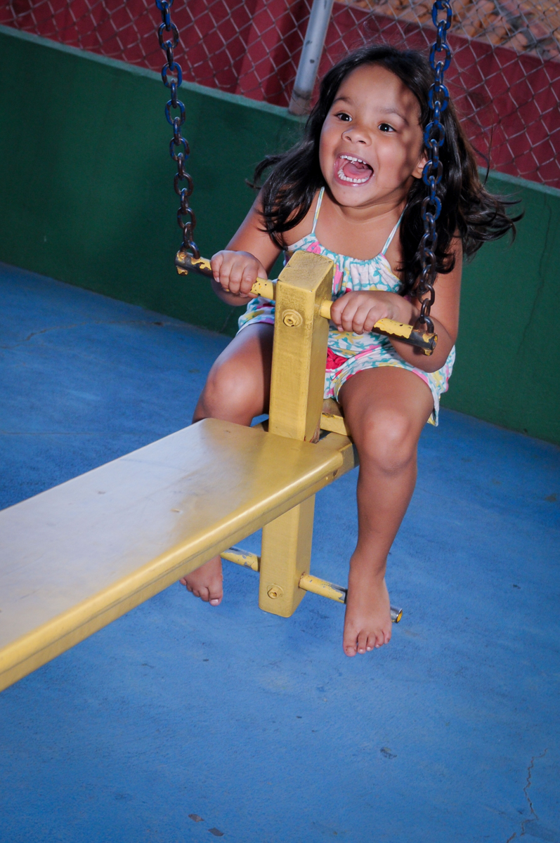 foto na gangorra no condomínio,Saude,São Paulo
