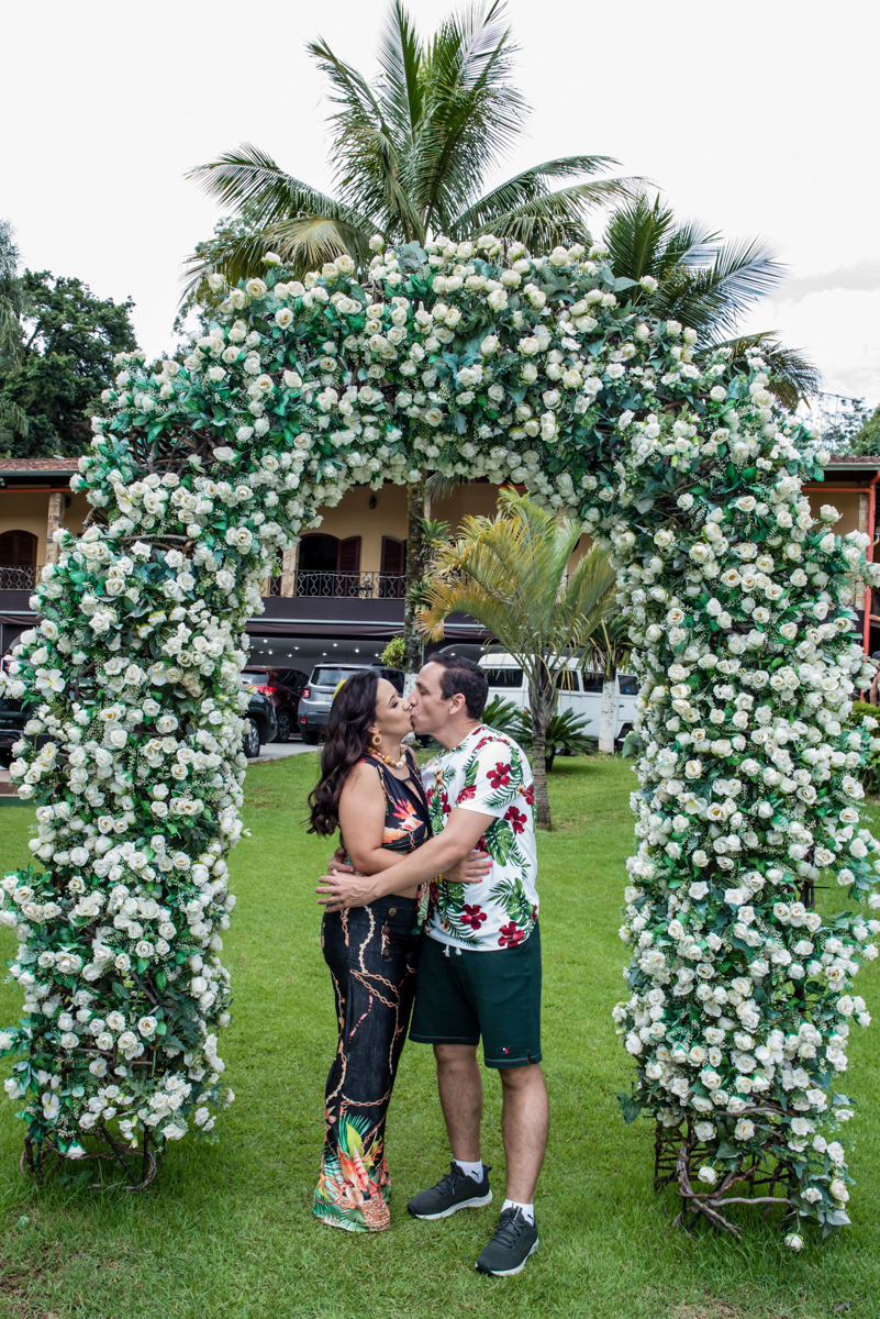 carinho e muito amor do casal que está muito feliz