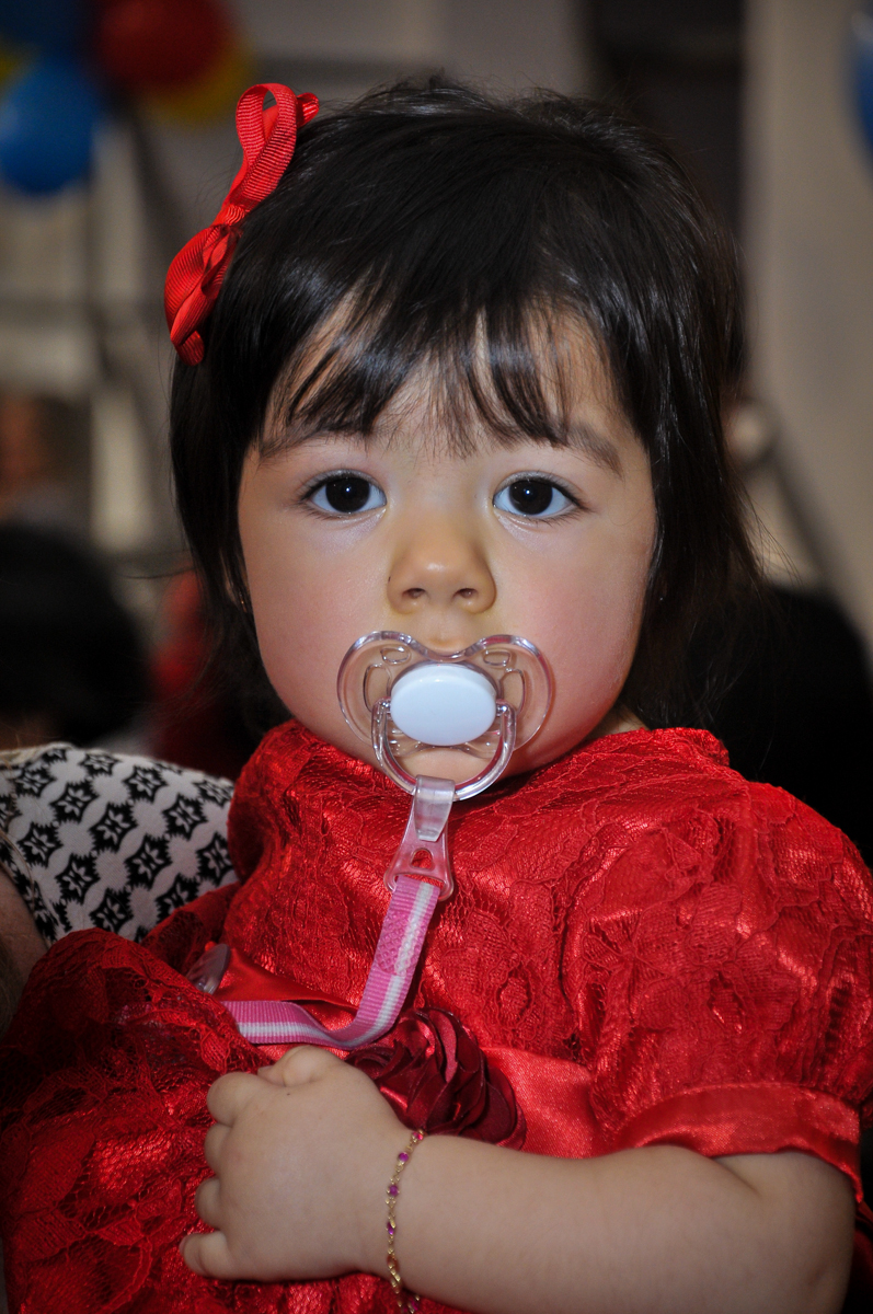 isabela curtindo sua festa de aniversário no Buffet Fábrica da Alegria unidade Osasco