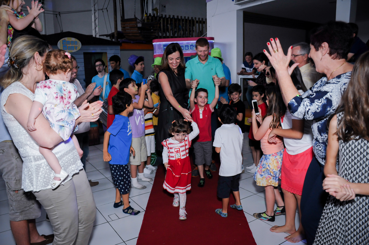 saída da máquina do parabéns no Buffet Magic Joy, Saúde