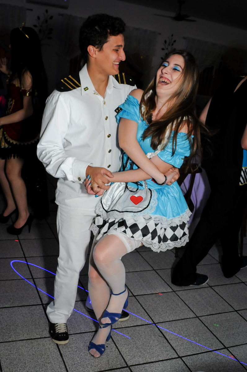 balada com as amigas no Mendes Buffet e Eventos, São Paulo