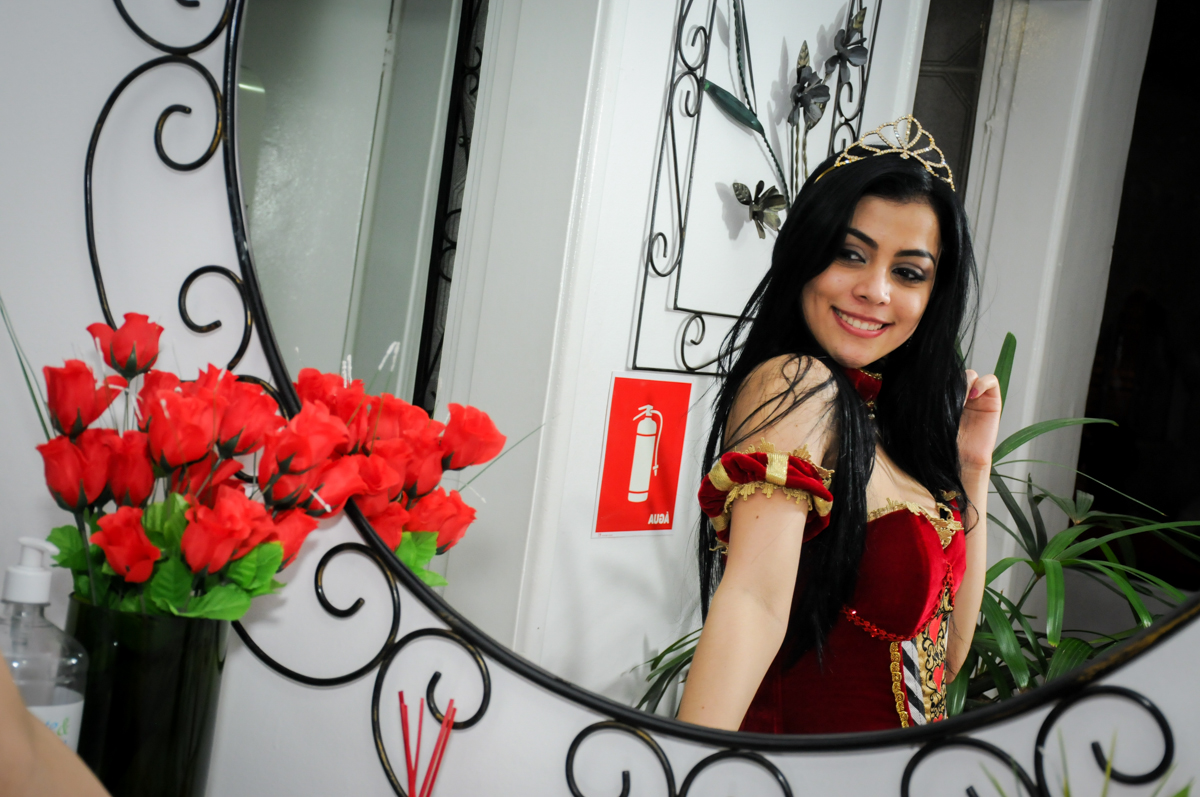 foto no espelho no Mendes Buffet e Eventos, São Paulo