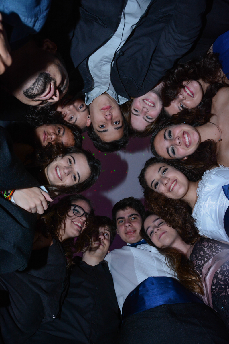 muita alegria na festa de 15 anos da fernanda no Salão de festas, butantã,São Paulo, SP