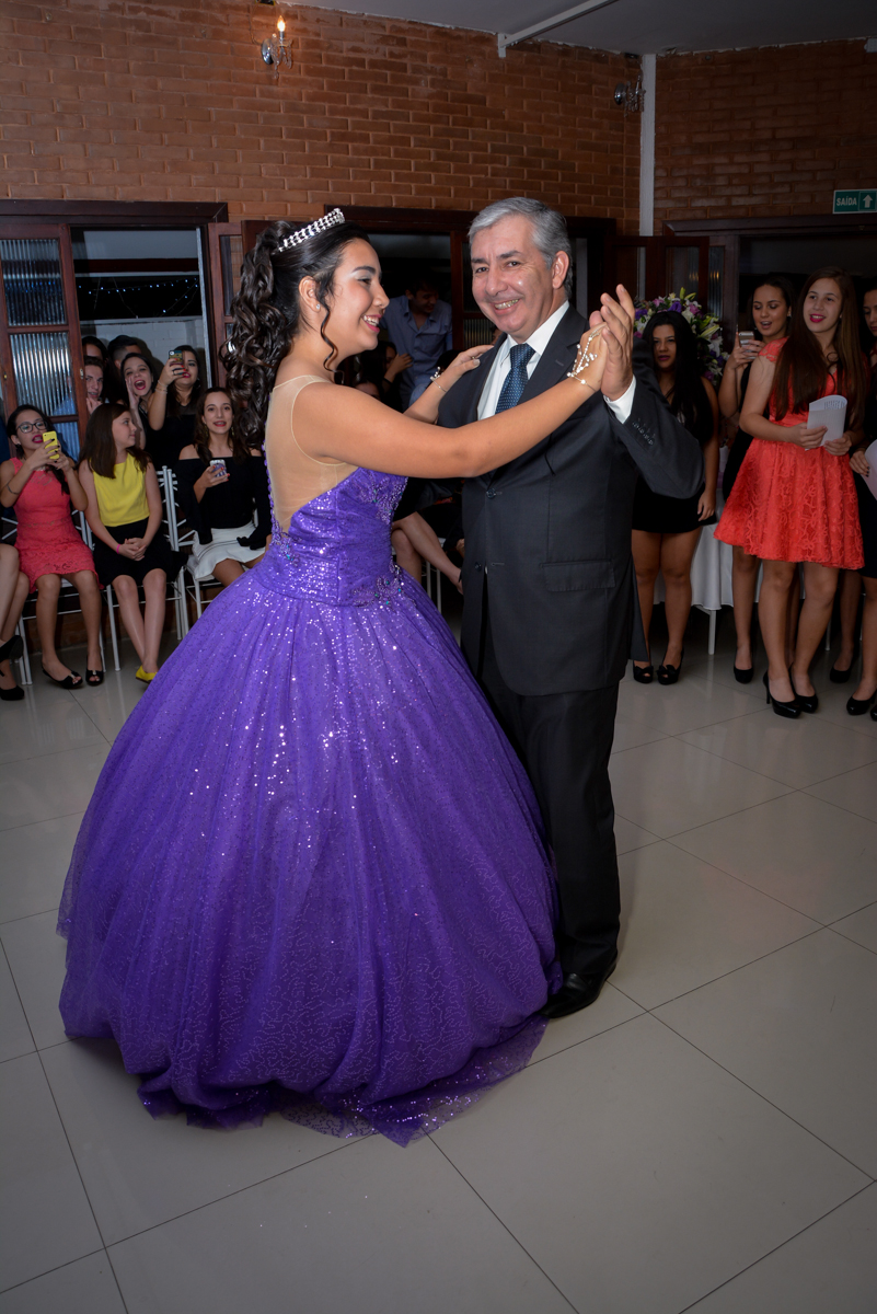 valsa de 15  anos com o pai no Espaço Felicittá, Osasco, São Paulo
