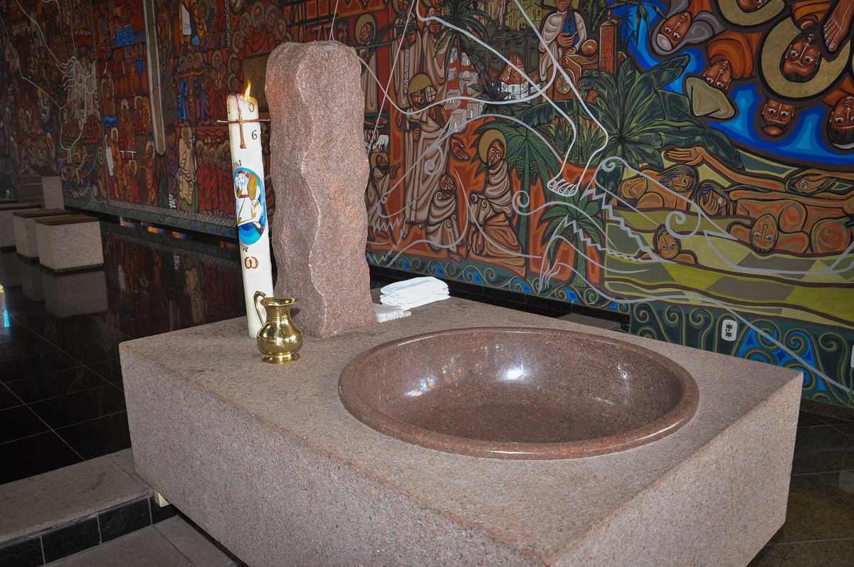 pia batismal no Paróquia São Bento Morumbi